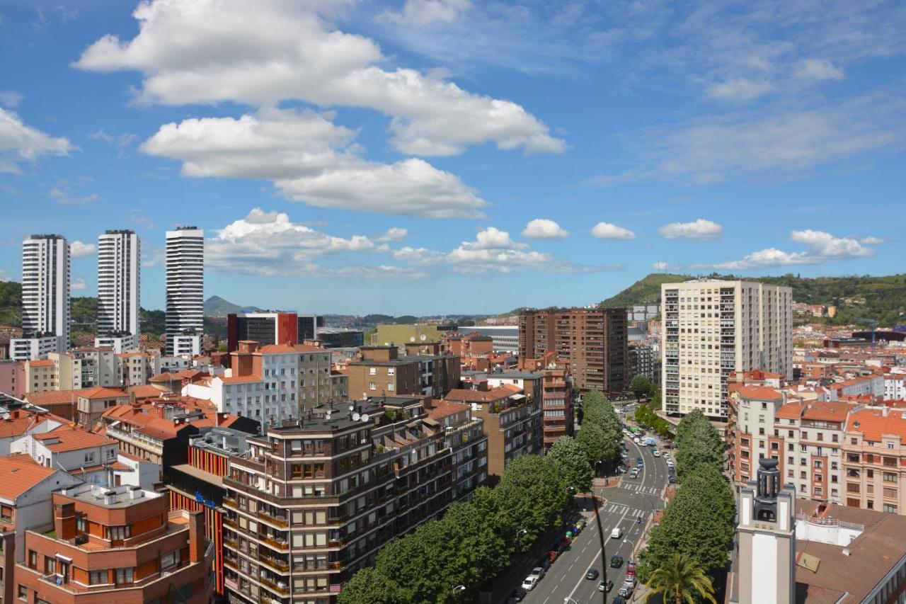 Superviews, Parking 24H Vigilado Incluido Y Netflix En Habitacion Independiente Con Bano Privado En Apartamento Particular, Francais&English Bilbao Buitenkant foto